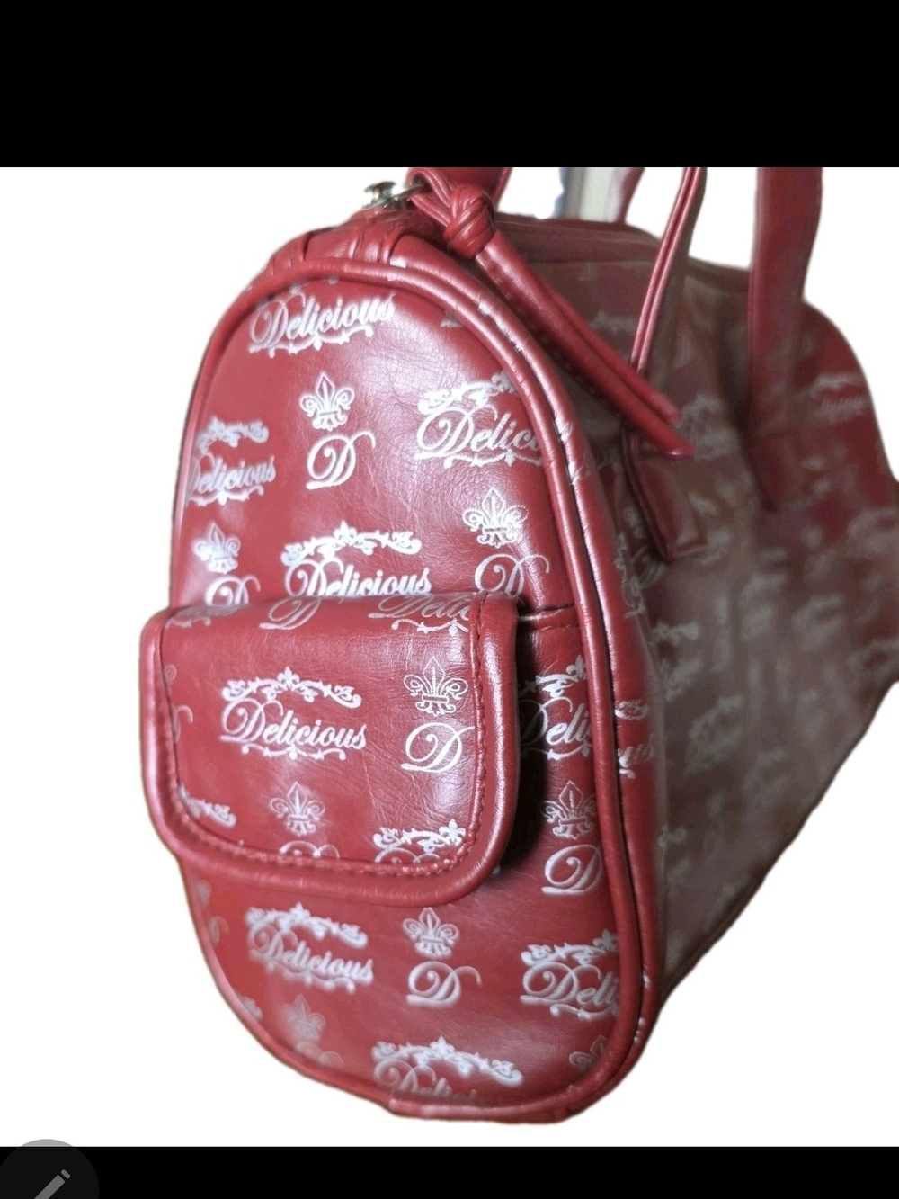 "Delicious" Red Logo Shoulder Bag, purse. Silver tone hardware. 2000s Vintage - Picture 8 of 13